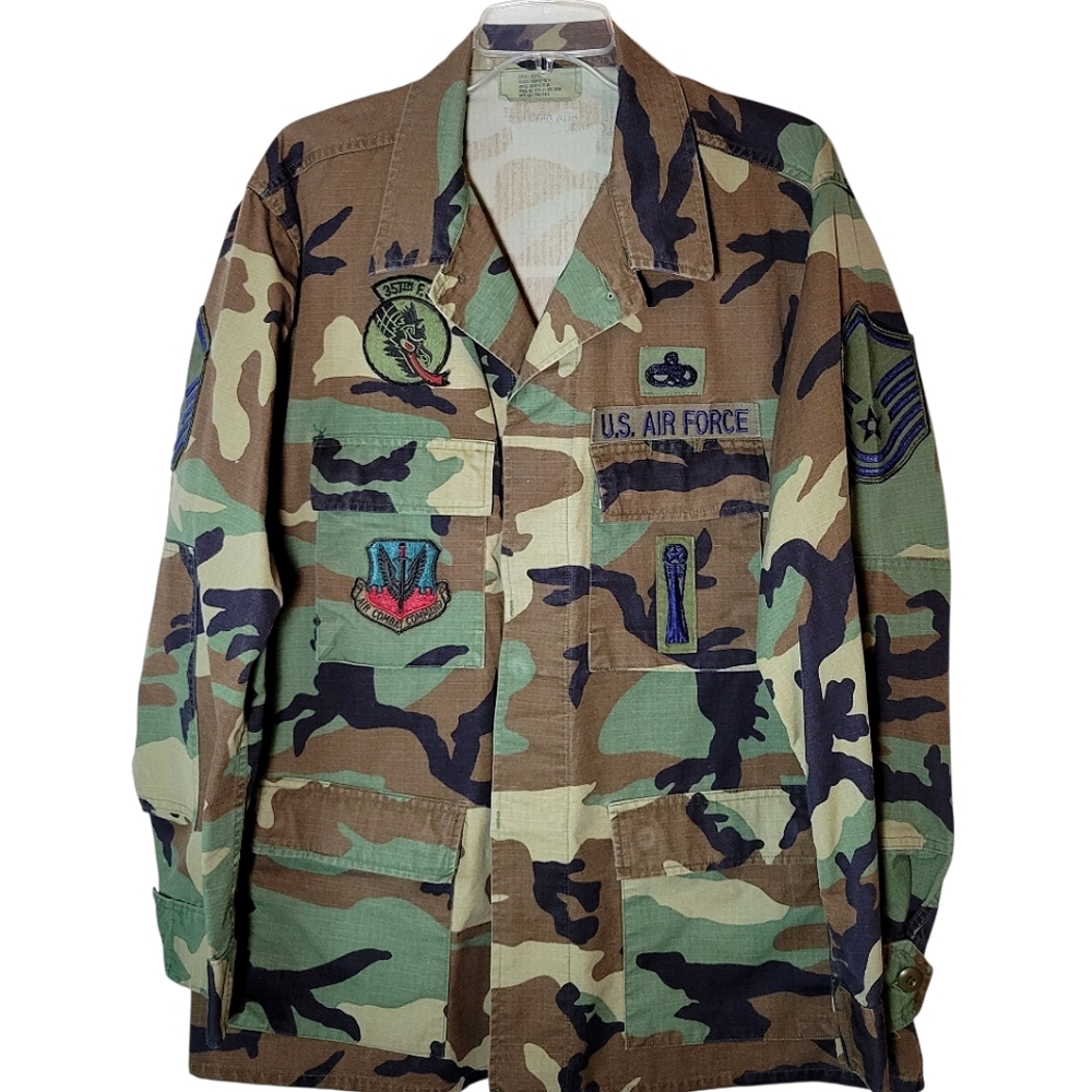 Camo military button up heavy shirt jacket Size Large Regular